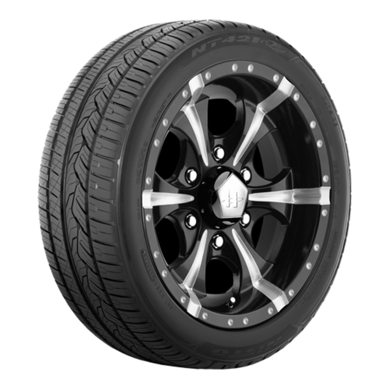 225/55R18 Nitto NT-421Q 102 V 640-A-A | N210-670